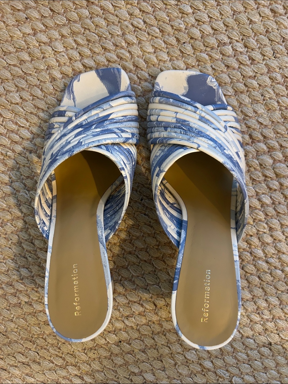 Reformation White and Blue Marbled Crossover Slide Mules Size 8